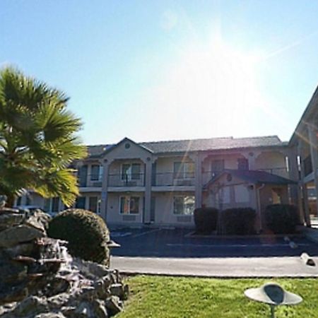 Cloverdale Wine Country Inn & Suites Luaran gambar