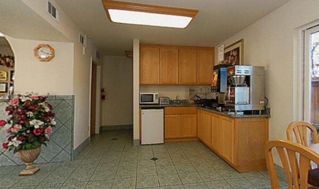 Cloverdale Wine Country Inn & Suites Luaran gambar