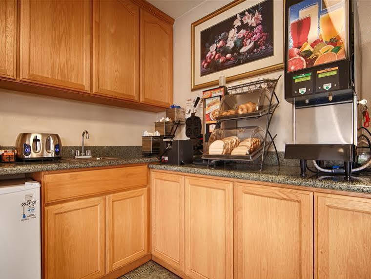 Cloverdale Wine Country Inn & Suites Luaran gambar