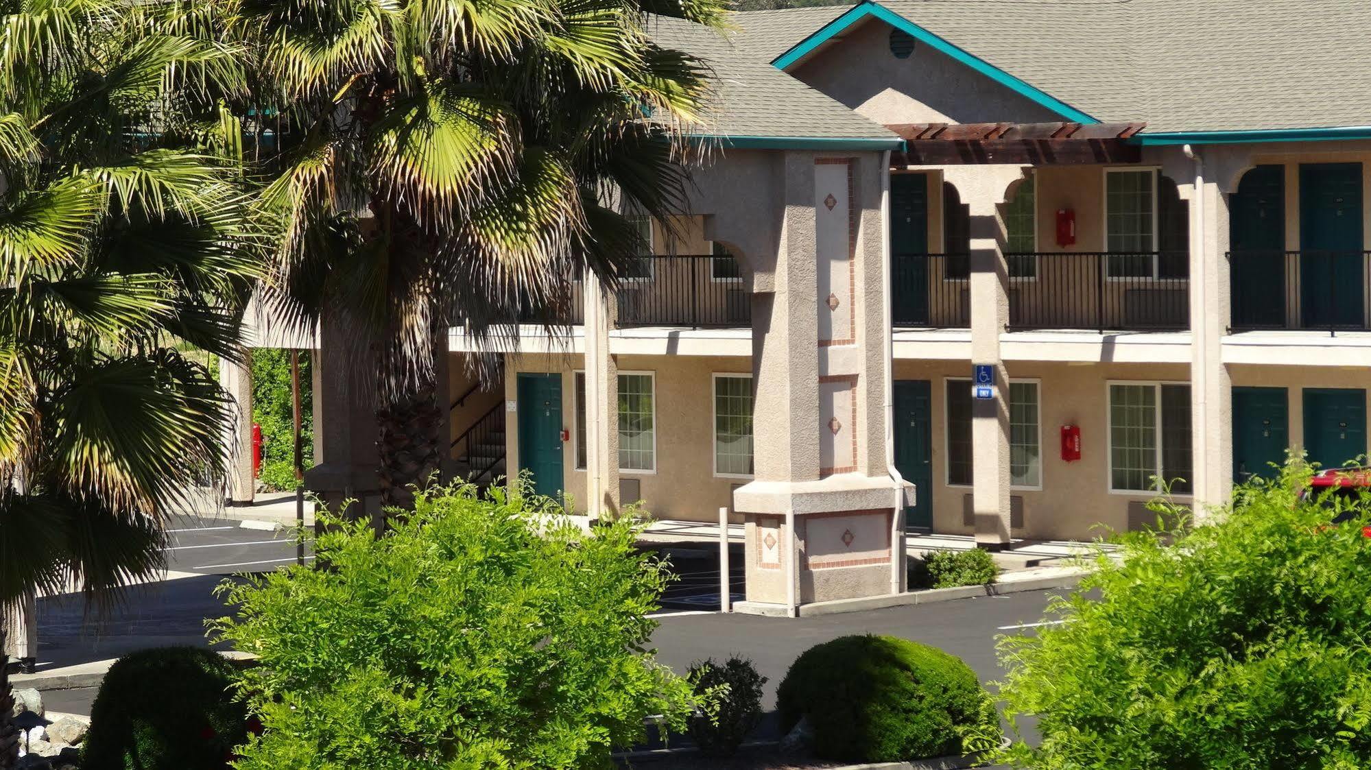 Cloverdale Wine Country Inn & Suites Luaran gambar